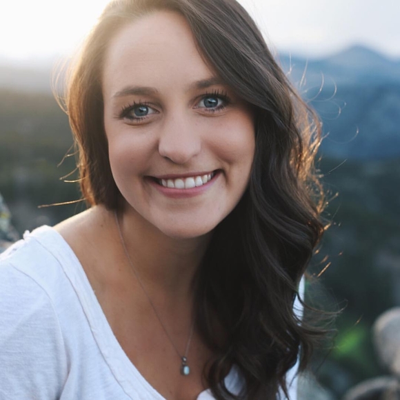 Meet your Posher, Kylee - Picture 1 of 1